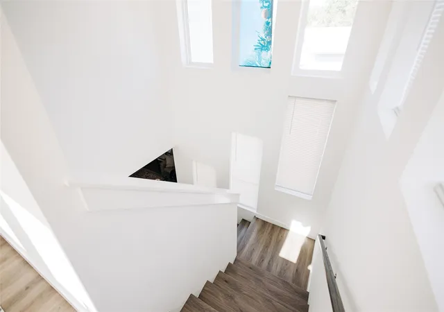 Listing Photo 5 - Condo for sale in building located at 12500 Lamppost Ln, Austin, TX 78727 - Unit #17