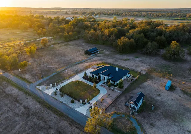 4th image of 212 Doc Bryson, Bastrop, TX 78602 | MLS# 8354497