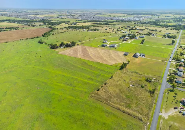 Photo 2 of Land for sale at 1499 County Rd 311 Dr, Jarrell, TX 76537 | MLS# 4050595 | Listing updated on 2026-08-23
