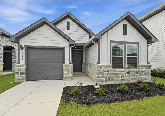 Photo 2 of Single family home for sale at 332 Bendecido Loop, Elgin, TX 78621 | MLS# 5357124 | Listing updated on 2026-10-10
