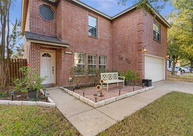 3rd image of 2305 Little Tree Bnd, Cedar Park, TX 78613 | MLS# 7341334
