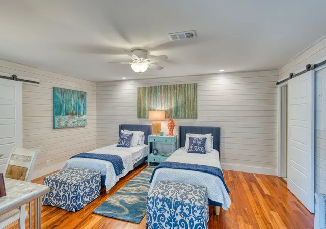 5th image of 528 Lighthouse Dr Dr #6, Horseshoe Bay, TX 78657 | MLS# 6513003