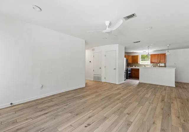 5th image of 5307 Ledesma Rd, Austin, TX 78721 | MLS# 2060197