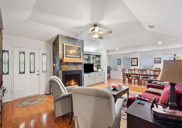 5th image of 1011 Ridge Point Dr, Marble Falls, TX 78654 | MLS# 5499362