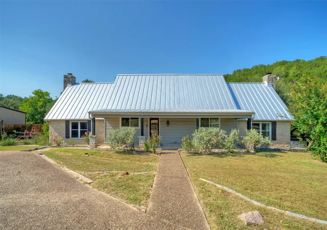 3rd image of 101 Arrowlake Rd, Wimberley, TX 78676 | MLS# 9243267