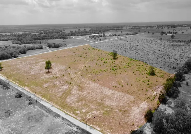 5th image of 3 Big Sky Ranch Rd, Smithville, TX 78957 | MLS# 8732439