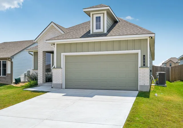 Photo 2 of Single family home for sale at 308 Boatright Blvd, Jarrell, TX 76537 | MLS# 2364537 | Listing updated on 2026-10-27