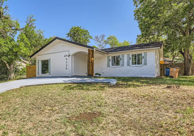 Photo 1 of Single family home for sale at 5236 Meadow Crk Dr, Austin, TX 78745 | MLS# 3795908 | Listing updated on 2026-09-29