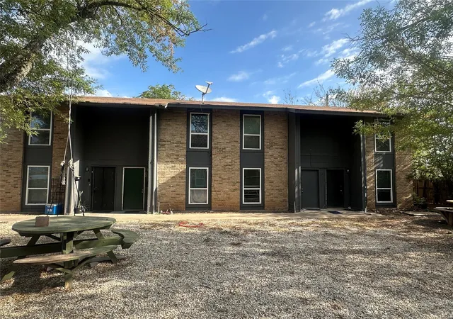 1st image of 8613 Putnam Dr, Austin, TX 78757 | MLS# 4758050