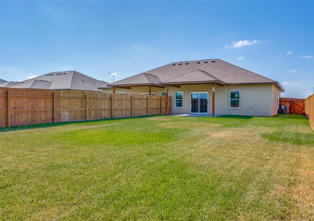 2nd image of 345 Navarro Wy, Seguin, TX 78155