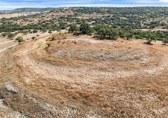 4th image of 226 S Walnut Springs Rd, Johnson City, TX 78636 | MLS# 5092885