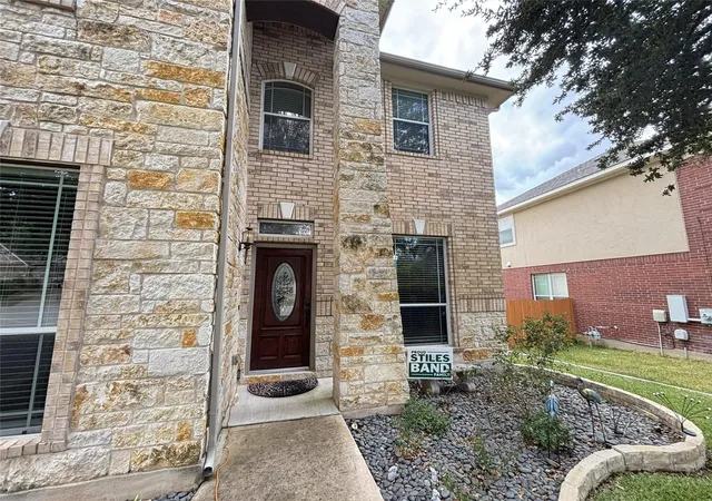 3rd image of 705 S Frontier Ln, Cedar Park, TX 78613 | MLS# 7875591
