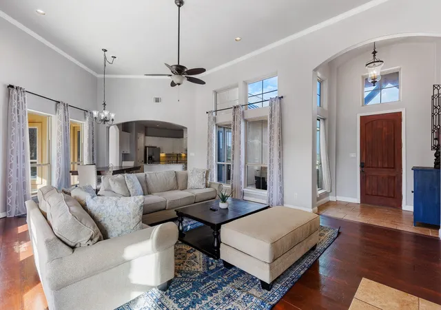 4th image of 3206 Douglas Dr, Horseshoe Bay, TX 78657 | MLS# 8891336