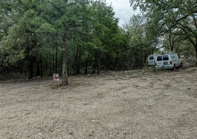 Photo 4 of Land for sale at 5512 Bitterwood Dr, Austin, TX 78724 | MLS# 8497103 | Listing updated on 2026-10-01