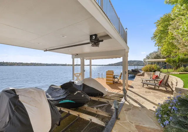 Homes for sale in Granite Shoals, TX | 14 Beaver Is, Granite Shoals, TX 78654 | MLS# 8060245