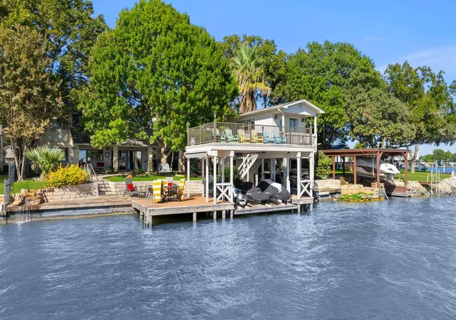 Homes for sale in Granite Shoals, TX | 14 Beaver Is, Granite Shoals, TX 78654 | MLS# 8060245