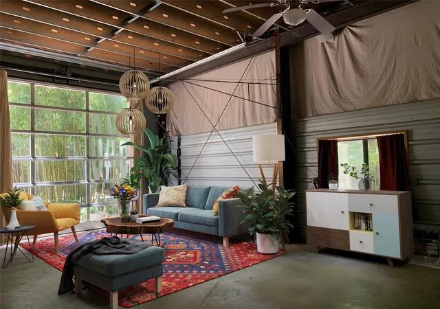 1st image of 640 Tillery St, Austin, TX 78702 | MLS# 2088231