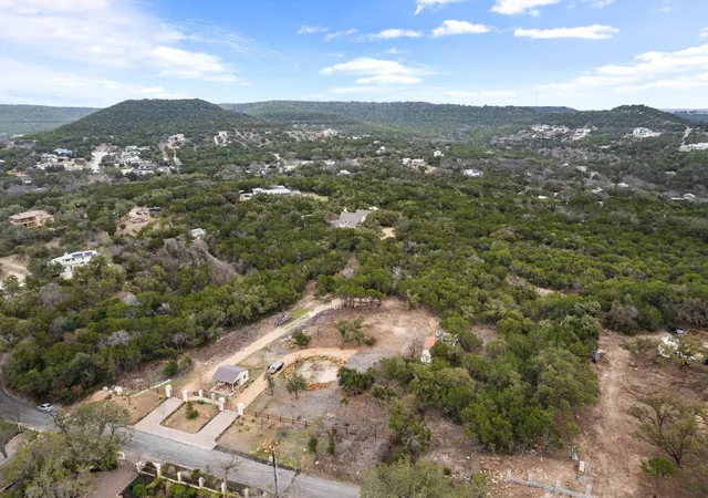 4th image of 15900 Booth Cir, Volente, TX 78641 | MLS# 8431317