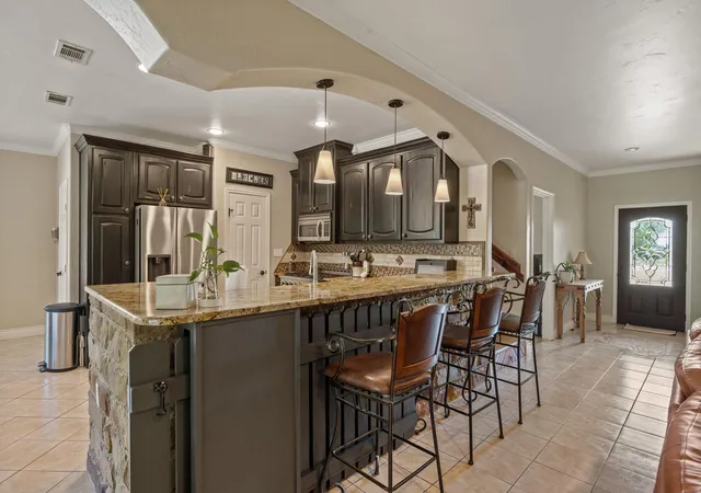 Photo 4 of Single family home for sale at 2804 County Rd 1045, Lampasas, TX 76550 | MLS# 8434745 | Listing updated on 2026-06-05
