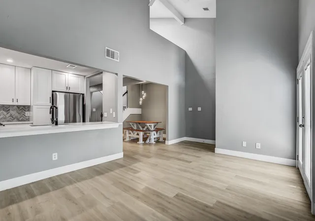 3rd image of 1010 Rundberg Ln, Austin, TX 78758