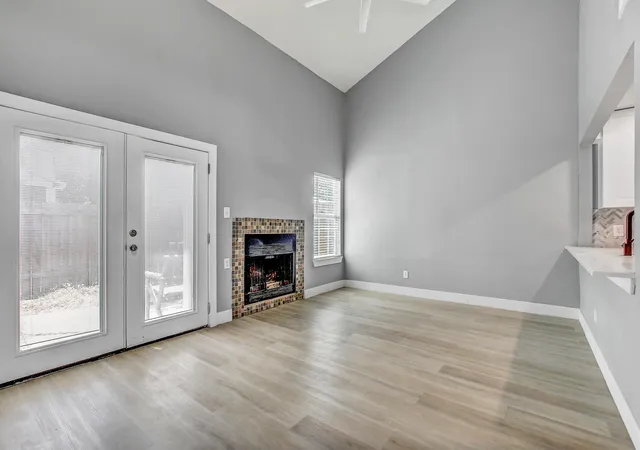 4th image of 1010 Rundberg Ln, Austin, TX 78758