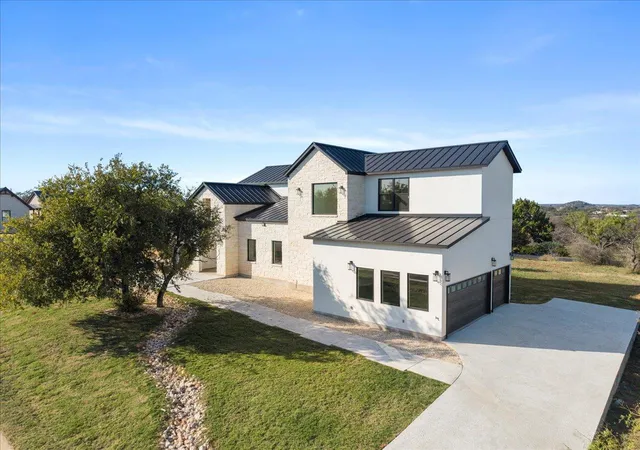 3rd image of 102 Mountain Home Rd, Horseshoe Bay, TX 78657 | MLS# 7532354