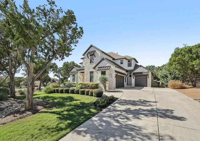 2nd image of 19316 Splendor Ct, Lago Vista, TX 78645 | MLS# 4441813