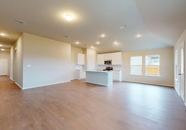 Photo 2 of Single family home for sale at 19917 Hirono Dr, Manor, TX 78653 | MLS# 3815685 | Listing updated on 2026-09-29