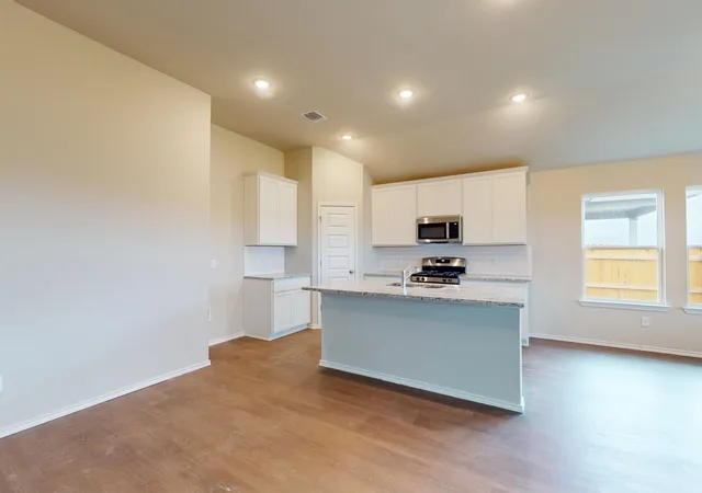 Photo 3 of Single family home for sale at 19917 Hirono Dr, Manor, TX 78653 | MLS# 3815685 | Listing updated on 2026-09-29