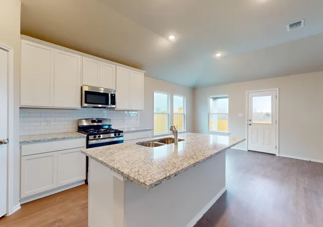 Photo 3 of Single family home for sale at 19917 Hirono Dr, Manor, TX 78653 | MLS# 3815685 | Listing updated on 2026-09-29