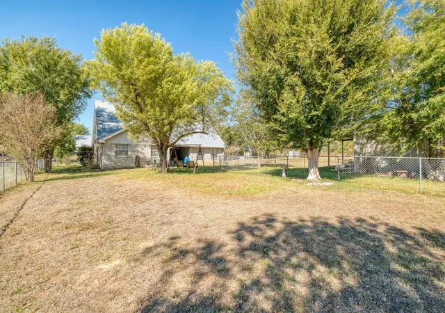 2nd image of 153 Pleasant Grove Rd, Elgin, TX 78621 | MLS# 5694147