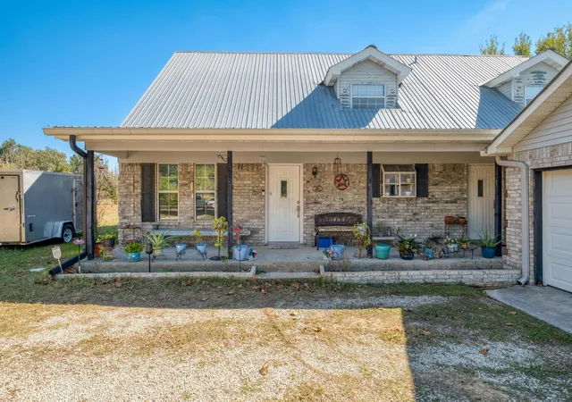 5th image of 153 Pleasant Grove Rd, Elgin, TX 78621 | MLS# 5694147
