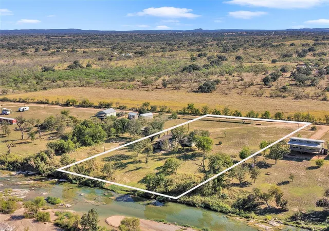 31st image of 261 Diamond Cross Dr, Llano, TX 78643 | MLS# 8516020