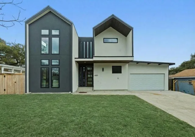Photo 1 of Single family home for sale at 4803 Philco Dr, Austin, TX 78745 | MLS# 9045959 | Listing updated on 2026-10-21