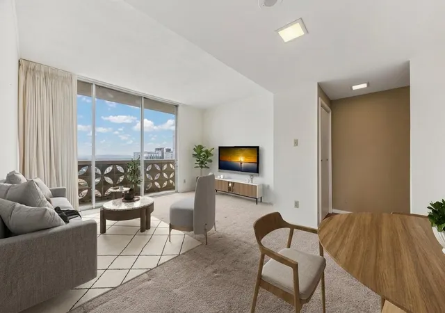 3rd image of 1801 Lavaca St #14K, Austin, TX 78701 | MLS# 9252352