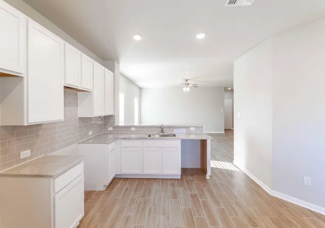 5th image of 1208 Marvin Grv, Seguin, TX 78155 | MLS# 8184909