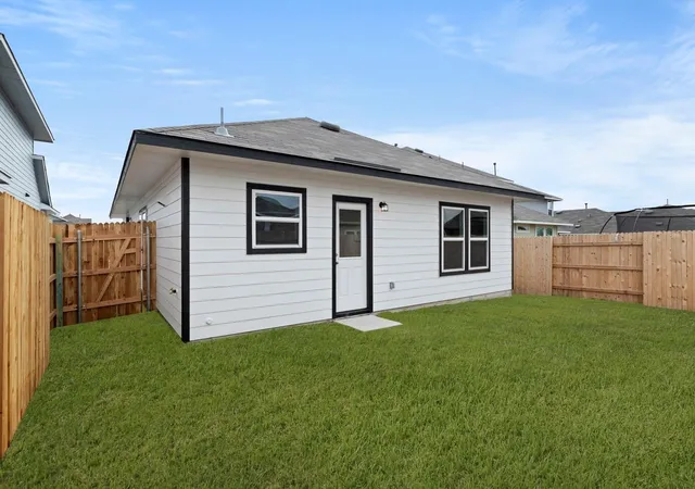 33rd image of 348 Jade St, Maxwell, TX 78656 | MLS# 5210579