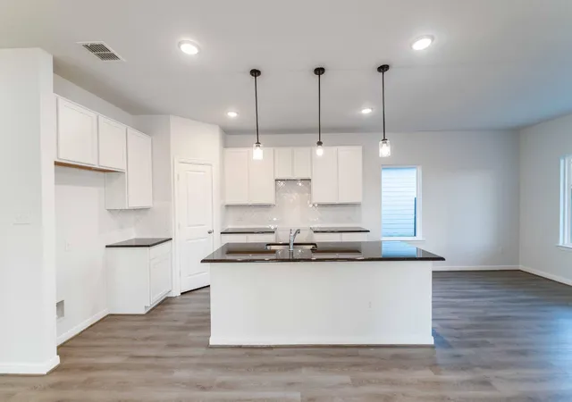 Photo 2 of Single family home for sale at 1224 Marvin Grv, Seguin, TX 78155 | MLS# 1291010 | Listing updated on 2026-08-25