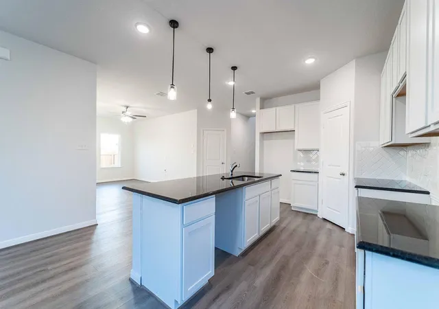 Photo 4 of Single family home for sale at 1224 Marvin Grv, Seguin, TX 78155 | MLS# 1291010 | Listing updated on 2026-08-25