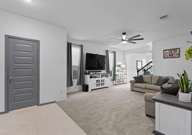 Photo 3 of Single family home for sale at 212 Katie Elder Dr, Jarrell, TX 76537 | MLS# 5598268 | Listing updated on 2026-09-28