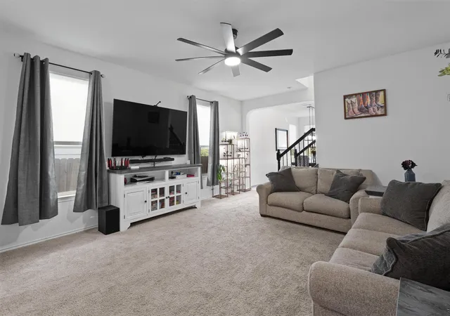 Photo 4 of Single family home for sale at 212 Katie Elder Dr, Jarrell, TX 76537 | MLS# 5598268 | Listing updated on 2026-09-28