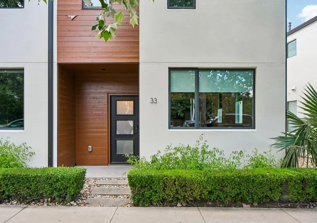 39th image of 1931 E 38th 1/2 St #33, Austin, TX 78723 | MLS# 5255523