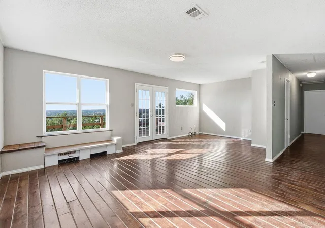 3rd image of 220 Harmon Hills Rd, Dripping Springs, TX 78620 | MLS# 9919122