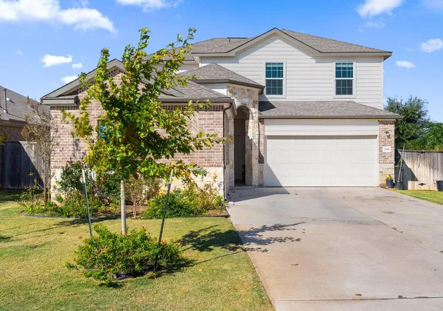 Photo 2 of Single family home for sale at 266 George Neggan Ln, Bastrop, TX 78602 | MLS# 5957940 | Listing updated on 2026-06-16