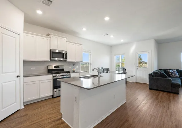 Photo 3 of Single family home for sale at 266 George Neggan Ln, Bastrop, TX 78602 | MLS# 5957940 | Listing updated on 2026-06-16