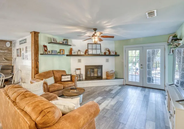 Homes for sale in Kingsland, TX | 1117 County Road 132b, Kingsland, TX 78639 | MLS# 3282802