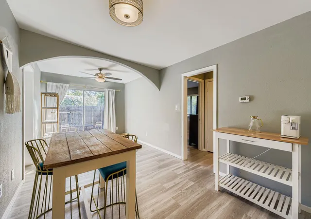 5th image of 5922 Little Creek Trl, Austin, TX 78744 | MLS# 1119468