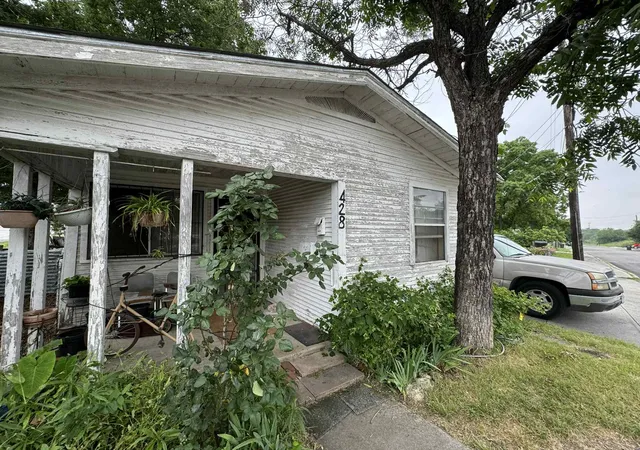 Photo 1 of Single family home for sale at 428 Runnels Ave, San Antonio, TX 78208 | MLS# 5613582 | Listing updated on 2026-07-15