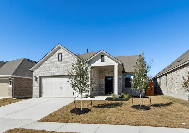Photo 1 of Single family home for sale at 304 Bay Breeze Dr, Kyle, TX 78640 | MLS# 8323285 | Listing updated on 2026-09-12