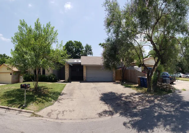 2nd image of 9007 Quail Valley Dr, Austin, TX 78758 | MLS# 5178594
